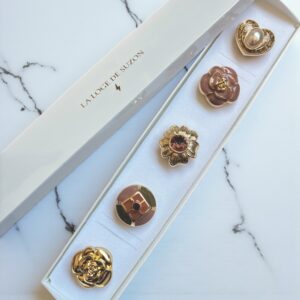 Boutonnière Romane