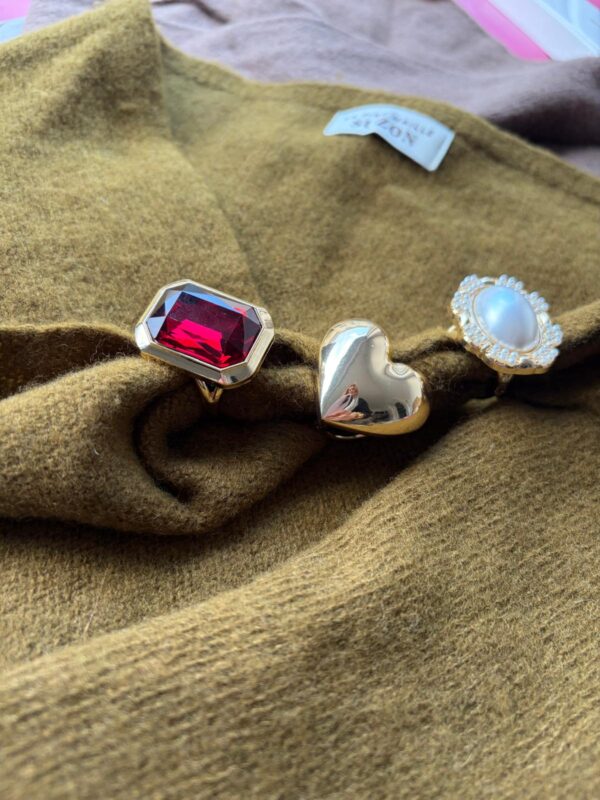 Maille triangle SUZON 100% laine vert olive