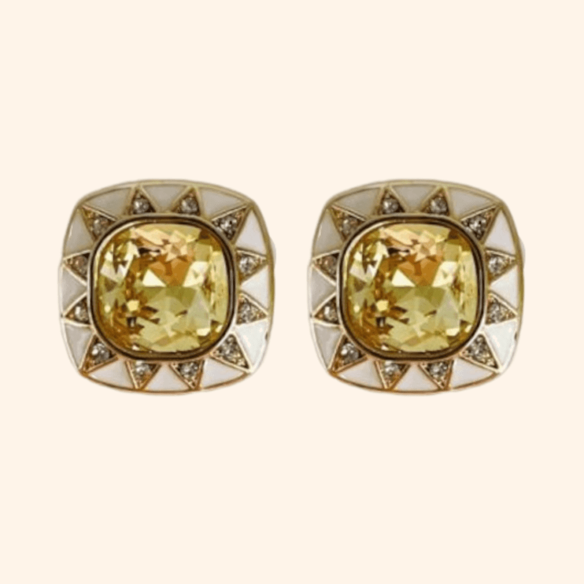 Bijou de bouton Reine Louise Solaire