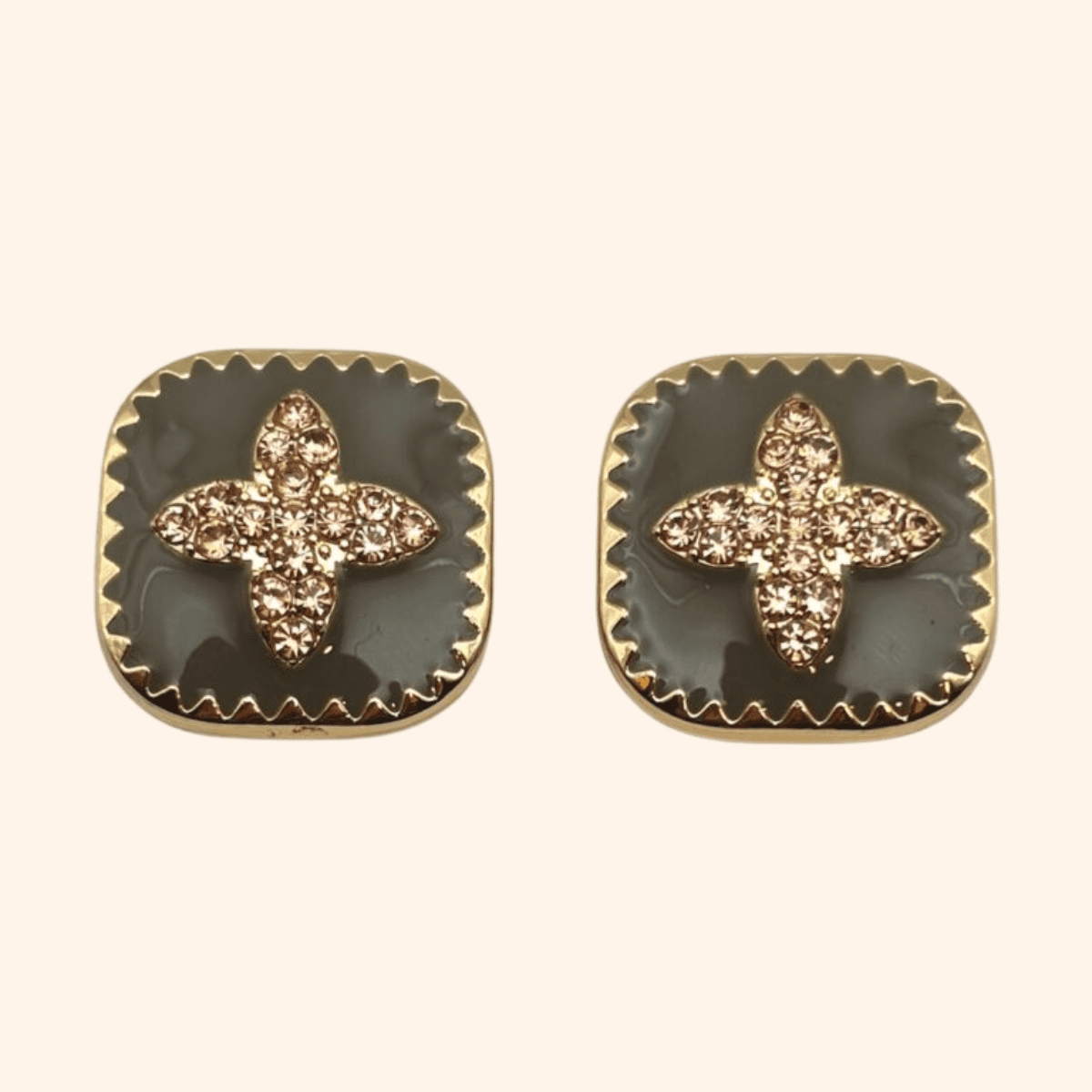 Bijou de bouton Fortuna