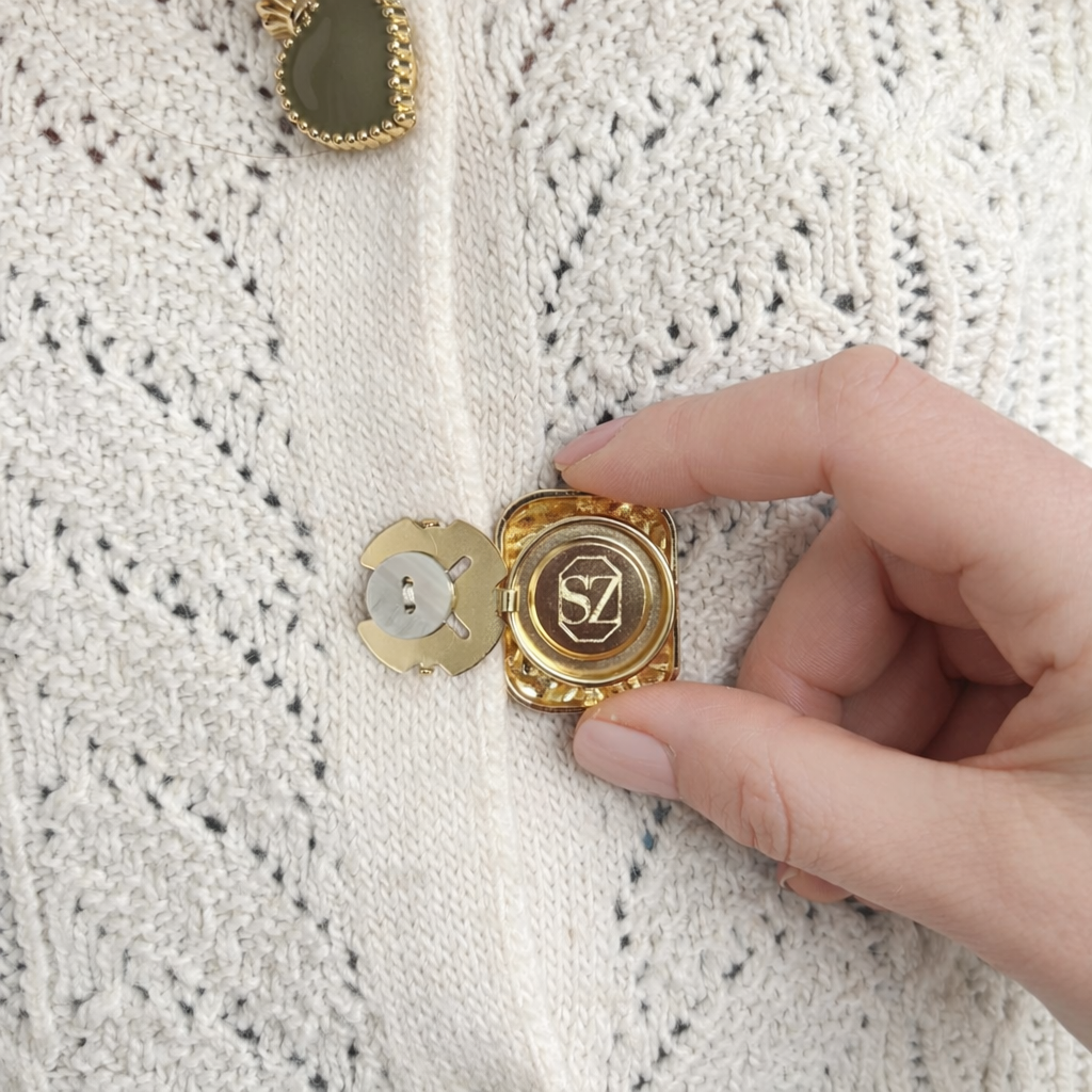 Bijoux de gros bouton XL - Archi Couture – Bois de rose – Image 2
