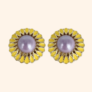 My sweet mother-of-pearl crocus flower button jewelry Bijou de bouton Ma douce nacrée fleur de crocus