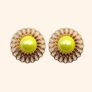 Jewelry button My sweet fluorescent yellow mother-of-pearl Bijou de bouton Ma douce nacrée jaune FLUO