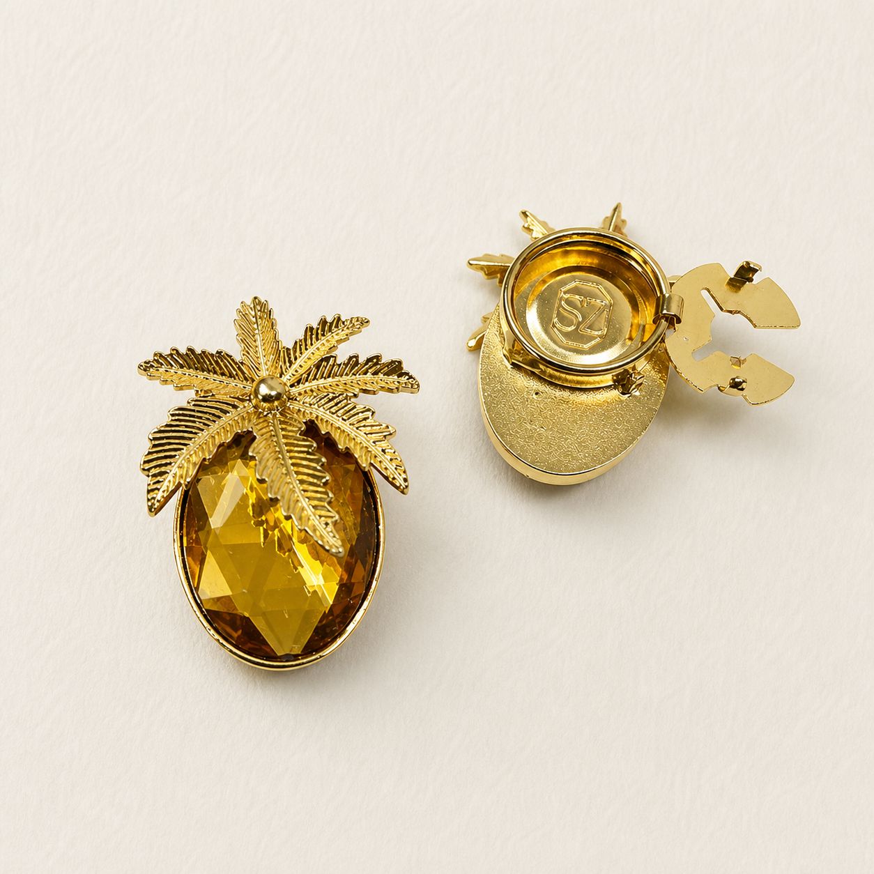 Bijou de bouton Palmananas miel