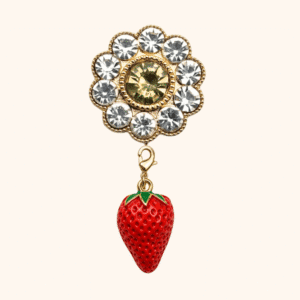 strawberry flower tassel brooch Bijou de bouton Fleur de Fraisier & sa pampille interchangeable Fraise Gourmande